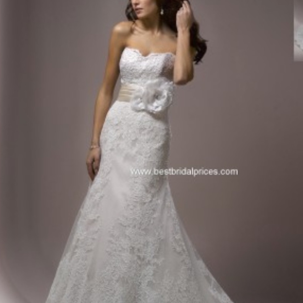 Maggie Sottero PrescaMarie Wedding Gown